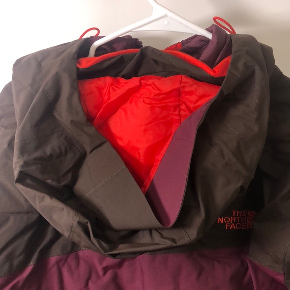 The North Face Carto Jacket (J531) - Picture 3 of 12